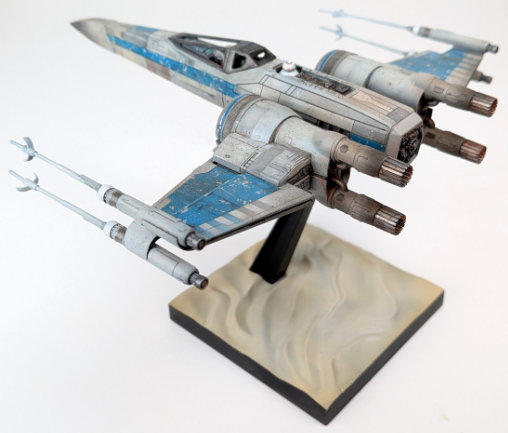 Star Wars - Episode VII - The Force Awakens: T-70 X-Wing Starfighter, Fertig-Modell von SPACEart