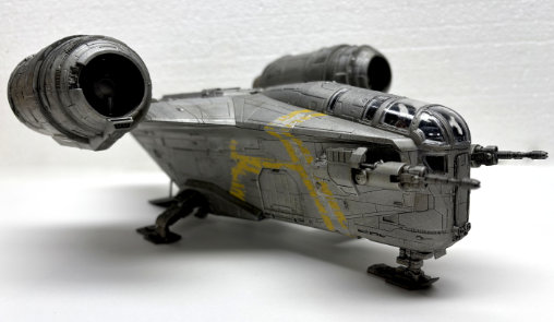Star Wars - The Mandalorian: Razor Crest, Fertig-Modell von SPACEart