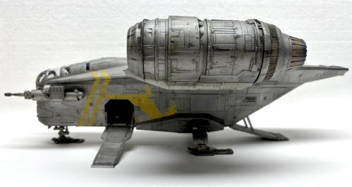 Star Wars - The Mandalorian: Razor Crest, Fertig-Modell von SPACEart