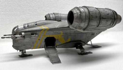 Star Wars - The Mandalorian: Razor Crest, Fertig-Modell von SPACEart