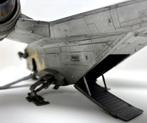 Star Wars - The Mandalorian: Razor Crest, Fertig-Modell von SPACEart