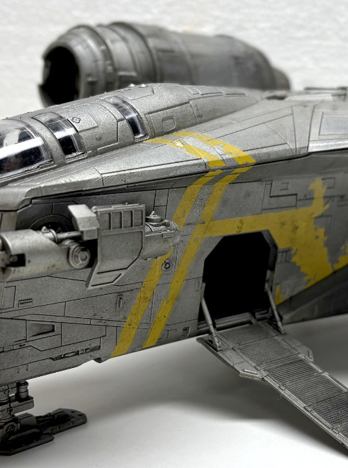 Star Wars - The Mandalorian: Razor Crest, Fertig-Modell von SPACEart