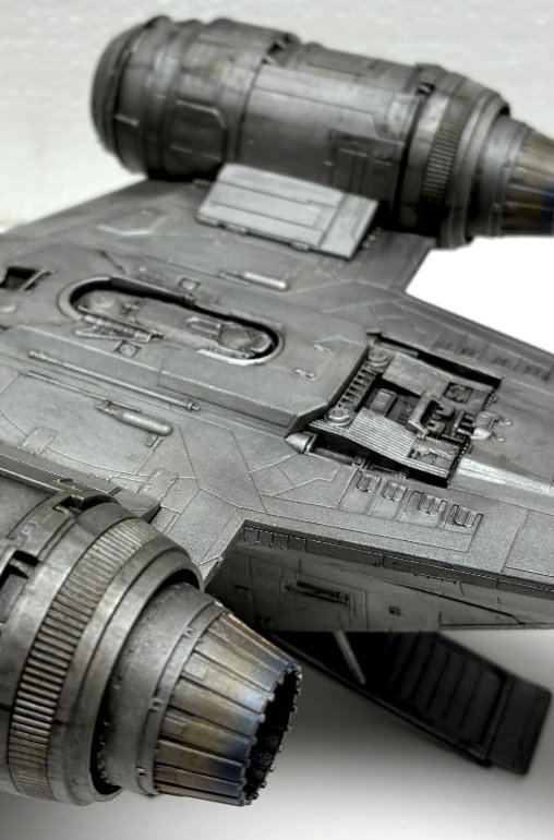 Star Wars - The Mandalorian: Razor Crest, Fertig-Modell von SPACEart
