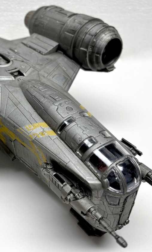 Star Wars - The Mandalorian: Razor Crest, Fertig-Modell von SPACEart