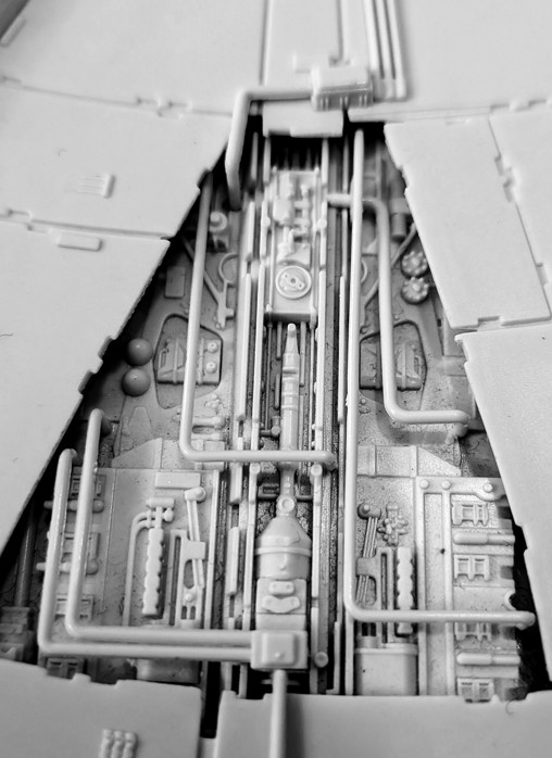 Star Wars - Episode IV - A New Hope: Millennium Falcon - Perfect Grade, Fertig-Modell von Bandai