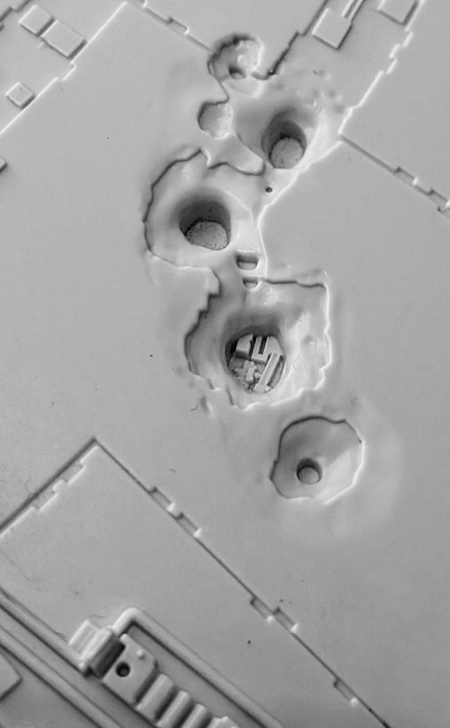 Star Wars - Episode IV - A New Hope: Millennium Falcon - Perfect Grade, Fertig-Modell von Bandai