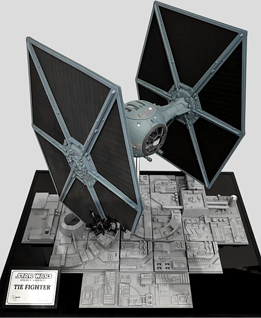 Star Wars - Episode IV - A New Hope: TIE Fighter - Deluxe Diorama - Battle Damaged von SPACEart, weitere Produktansicht 7