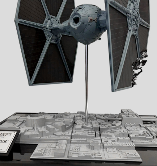 Star Wars - Episode IV - A New Hope: TIE Fighter - Deluxe Diorama - Battle Damaged von SPACEart, weitere Produktansicht 13