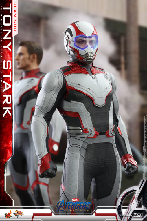 The Avengers - Endgame: Tony Stark - Team Suit, 1/6 Figur von Hot Toys