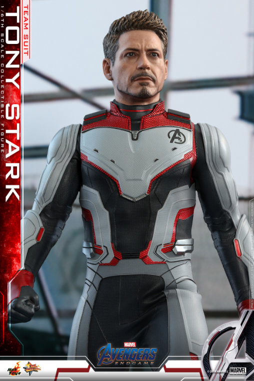 The Avengers - Endgame: Tony Stark - Team Suit, 1/6 Figur von Hot Toys
