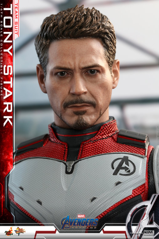 The Avengers - Endgame: Tony Stark - Team Suit, 1/6 Figur von Hot Toys