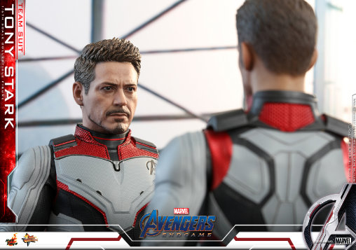 The Avengers - Endgame: Tony Stark - Team Suit, 1/6 Figur von Hot Toys