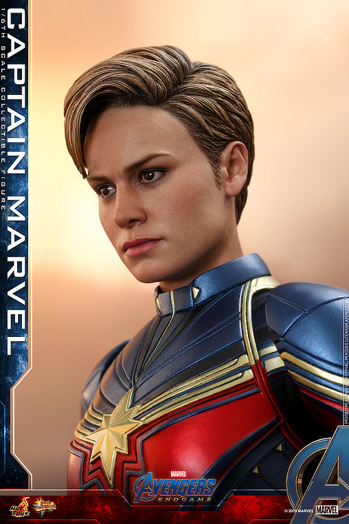The Avengers - Endgame: Captain Marvel, 1/6 Figur von Hot Toys