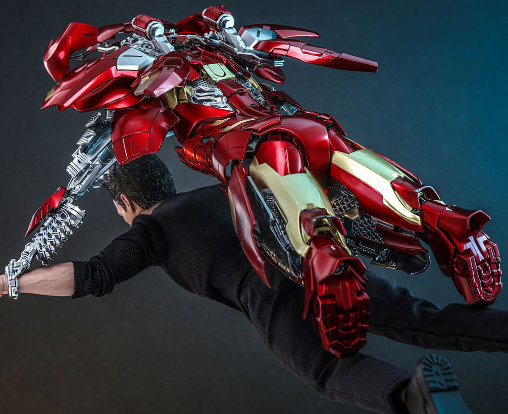 The Avengers: Tony Stark - Mark 7 Suit Up Version, 1/6 Figur von Hot Toys
