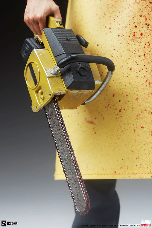 The Texas Chainsaw Massacre: Leatherface - Killing Mask, 1/6 Figur ... https://spaceart.de/produkte/tcm004-the-texas-chainsaw-massacre-leatherface-killing-mask-figur-sideshow.php