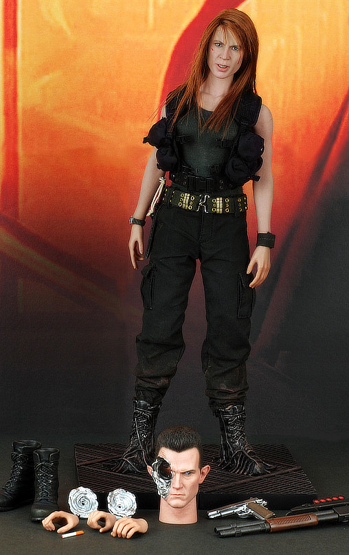 Terminator 2: T-1000 in Sarah Connor Disguise, 1/6 Figur ... https://spaceart.de/produkte/te002-terminator-2-t-1000-in-sarah-connor-disguise-figur-hot-toys.php