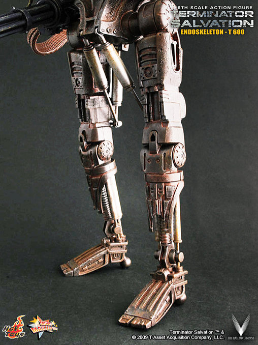 Terminator - Salvation: T-600 Endoskeleton, 1/6 Figur von Hot Toys