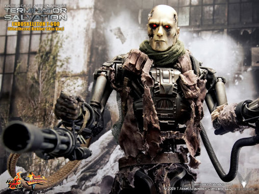 Terminator - Salvation: T-600 Endoskeleton - Damaged Skin Version, 1/6 Figur von Hot Toys