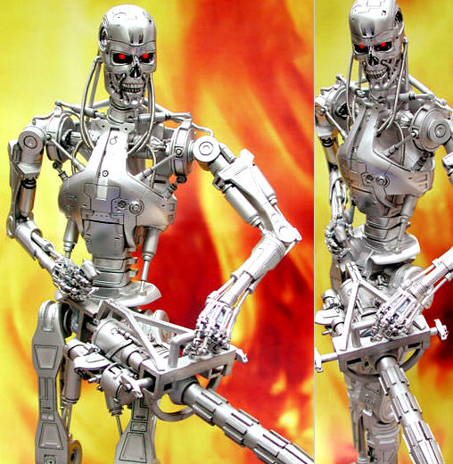 Terminator 2: T-800 Indestructible Endoskeleton, 1/6 Figur von Hot Toys