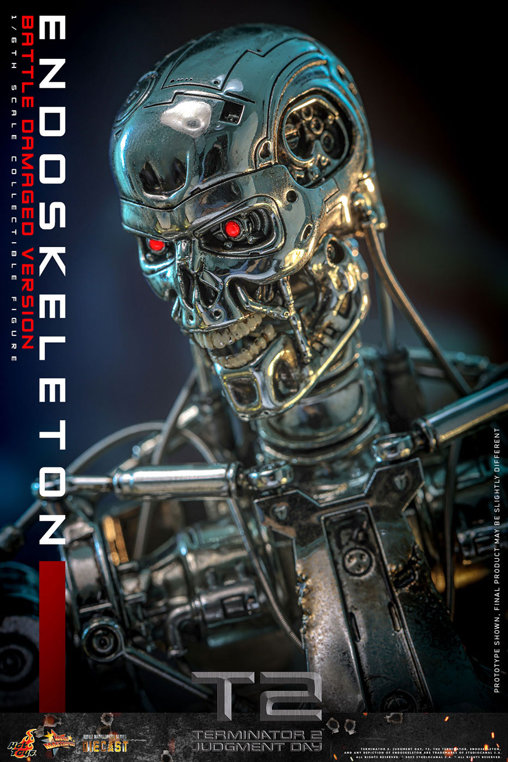 Terminator 2: T-800 Endoskeleton - Battle Damaged, 1/6 Figur von Hot Toys