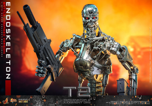 Terminator 2: T-800 Endoskeleton - Battle Damaged, 1/6 Figur von Hot Toys