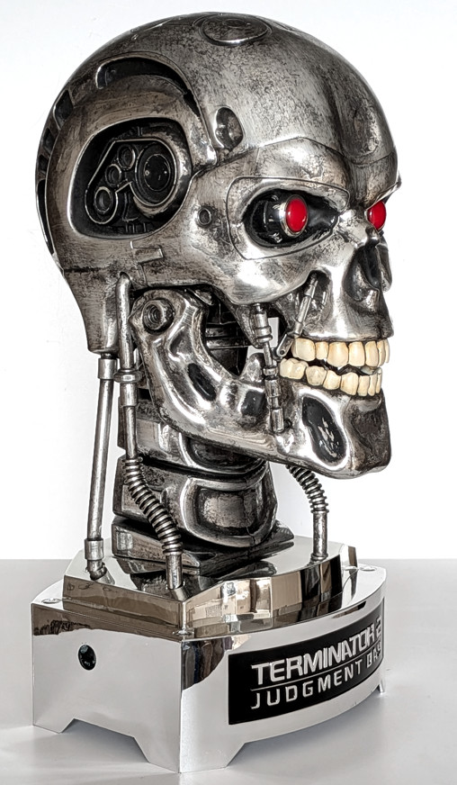 Terminator 2: T-800 Endoskelett Büste - Battle-Damaged - Licht und Sound, Büste von Studio Canal