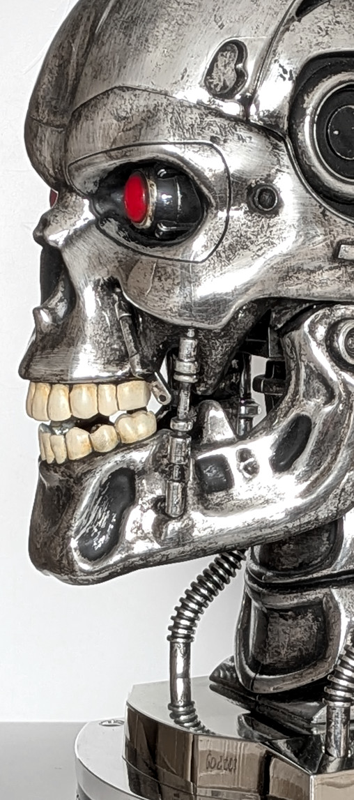 Terminator 2: T-800 Endoskelett Büste - Battle-Damaged - Licht und Sound, Büste von Studio Canal