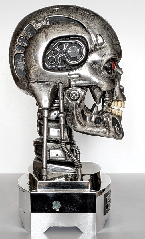 Terminator 2: T-800 Endoskelett Büste - Battle-Damaged - Licht und Sound, Büste von Studio Canal
