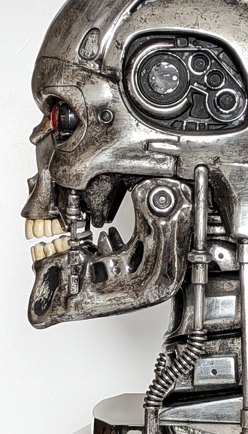 Terminator 2: T-800 Endoskelett Büste - Battle-Damaged - Licht und Sound, Büste von Studio Canal