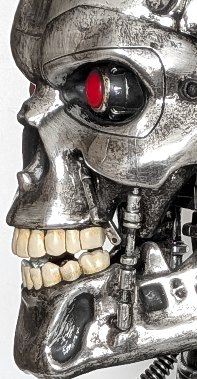 Terminator 2: T-800 Endoskelett Büste - Battle-Damaged - Licht und Sound, Büste von Studio Canal