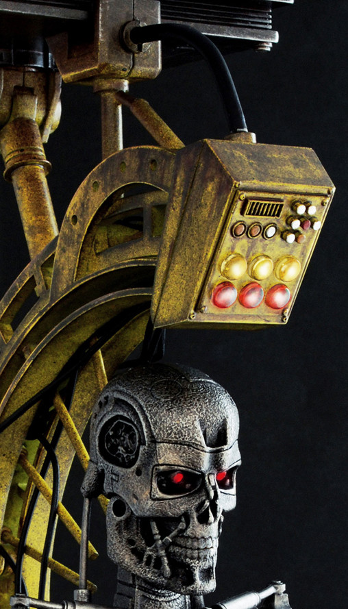 Terminator - Salvation: T-700 Factory Diorama von Hot Toys, weitere Produktansicht 4
