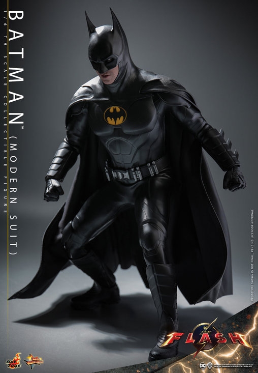 The Flash: Batman - Modern Suit, 1/6 Figur von Hot Toys