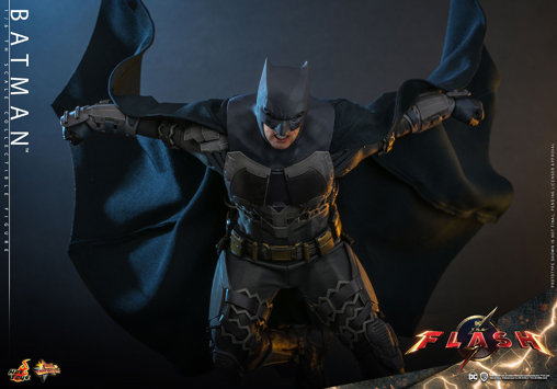 The Flash: Batman, 1/6 Figur von Hot Toys