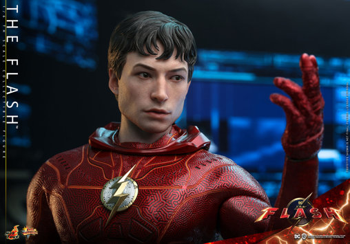 The Flash: The Flash, 1/6 Figur von Hot Toys