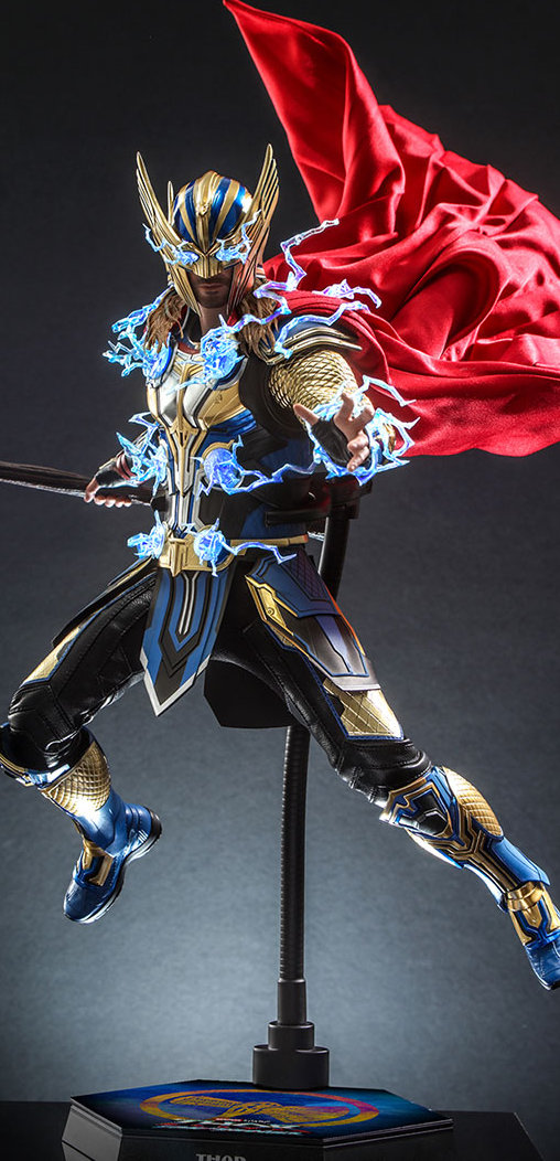 Thor - Love and Thunder: Thor - Deluxe, 1/6 Figur von Hot Toys