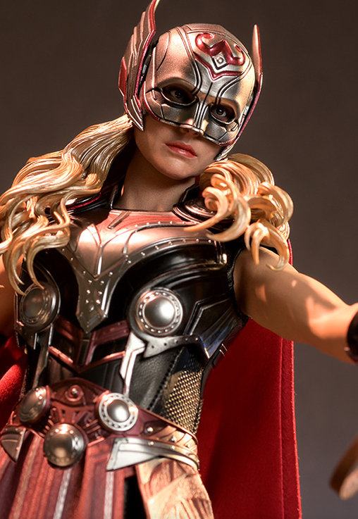 Thor - Love and Thunder: Mighty Thor, 1/6 Figur von Hot Toys