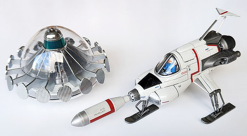 UFO: Shado Interceptor und Ufo Saucer, Fertig-Modell von Product Enterprise
