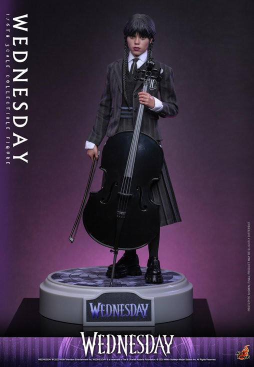 Wednesday: Wednesday Addams, 1/6 Figur von Hot Toys